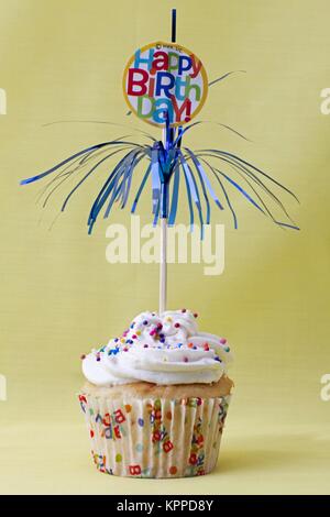 Felice giorno di nascita cupcake Foto Stock