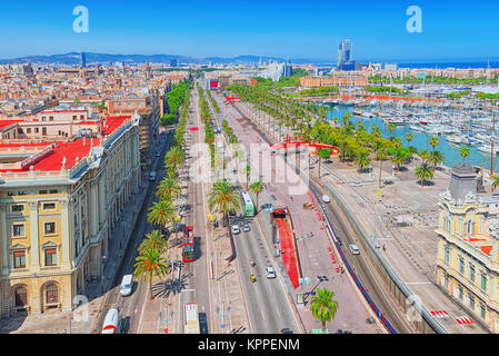 Barcellona- capitale dell autonomia della Catalogna. Panorama dal monumento a Cristoforo Colombo su Barcellona. Spagna. Foto Stock