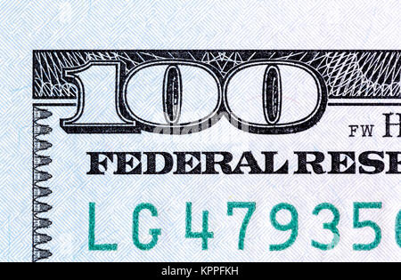 Numero 100. Frammento di nuovo 100 banconote di close-up. Foto Stock