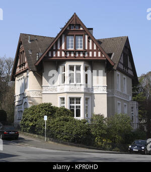 Germania, Wuppertal, villa nel quartiere Brill. Deutschland, Wuppertal, Villa im Stadtteil Brill. Foto Stock