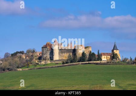 Chateauneuf-en-Auxois Chateau in Burgund, Frankreich - Chateau Chateauneuf-en-Auxois in Borgogna, Francia Foto Stock