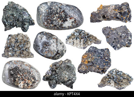 Set di varie magnetite minerali naturali pietre, minerali, rocce e pietre preziose isolati su sfondo bianco Foto Stock