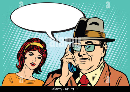 Donna e uomo che parla al telefono Foto Stock