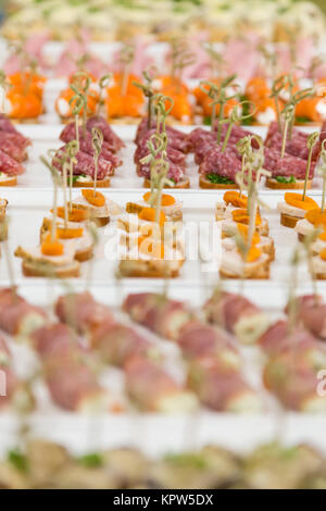 Closeup tartine e spuntini per catering Foto Stock