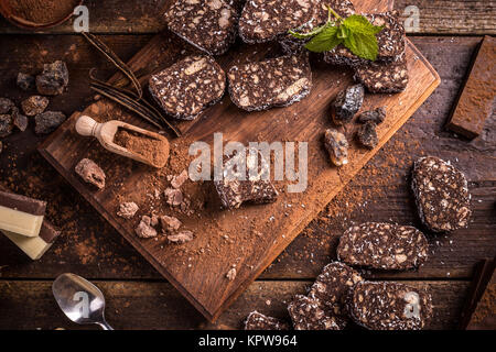 Biscotto di salame di cioccolato Foto Stock