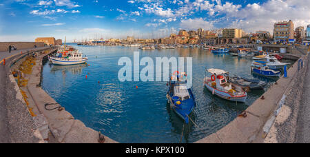 Panorama del Porto Antico, Heraklion, Creta, Grecia Foto Stock