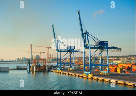 Commerciale industriale porta a mare Foto Stock