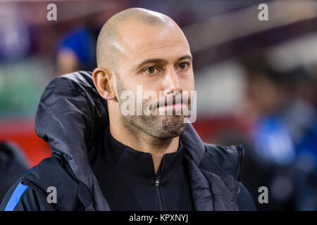 Barcellona, Spagna. Xvii Dec, 2017. Difensore del Barcellona Javier Mascherano (14) prima che la partita tra FC Barcelona contro Deportivo Coruna, per il round 16 del Liga Santander, giocato al Camp Nou Stadium il 17 dicembre 2017 a Barcellona, Spagna. (Credit: GTO/Urbanandsport/Gtres Online) Credito: Gtres Información más Comuniación on line, S.L./Alamy Live News Foto Stock