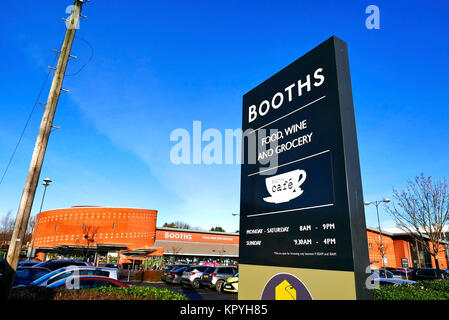 Esterno del supermercato cabine,Lytham St Annes, Lancashire, Regno Unito Foto Stock