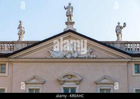 Villa Fenaroli Palace, una villa lombarda si trova a Rezzato in provincia di Brescia, Lombardia, Italia Foto Stock