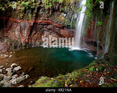 25 Fontes Falls, Madeira Portogallo Foto Stock