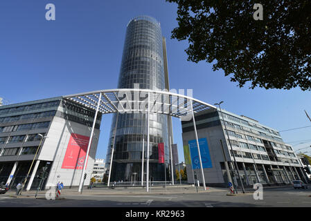 RWE tower, opera place, cibo, Renania settentrionale-Vestfalia, Germania, RWE-Turm, Opernplatz, Essen, Nordrhein-Westfalen, Deutschland Foto Stock