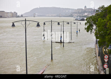 Inondati street view Foto Stock