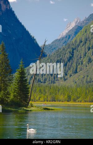 Lago di montagna paesaggio Foto Stock