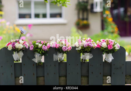 Set di mazzo di fiori per la festa nuziale Foto Stock