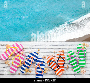 Colorato flip flop. Foto Stock