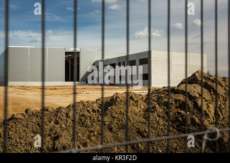 Sito in costruzione con un recinto intorno ad esso Foto Stock