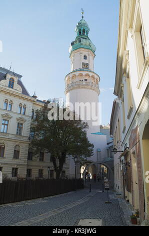 Fire torre di avvistamento famoso segno distintivo a Sopron Ungheria Foto Stock