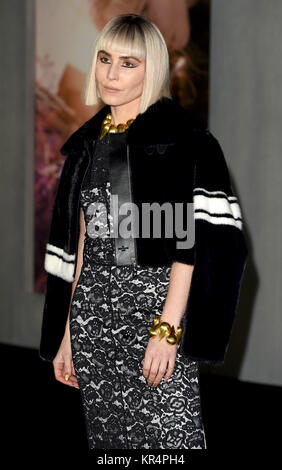 Foto deve essere accreditato ©Alpha premere 079965 15/12/2017 Noomi Rapace a Netflix è luminoso Premiere Europeo tenutosi presso il BFI Southbank di Londra Foto Stock