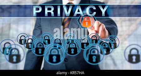 Business Manager spingendo PRIVACY Foto Stock