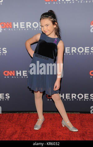 Brooklynn Principe assiste undicesima edizione del CNN Heroes: Un All-Star omaggio al Museo Americano di Storia Naturale il 17 dicembre 2017 nella città di New York. Credito: Ron Adar/Alamy Live News Foto Stock