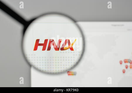 Milano, Italia - 1 Novembre 2017: HNA Group logo sulla homepage del sito web. Foto Stock