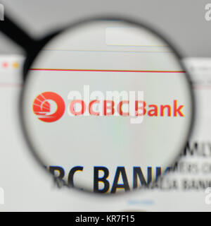 Milano, Italia - 1 Novembre 2017: OCBC Bank logo sulla homepage del sito web. Foto Stock