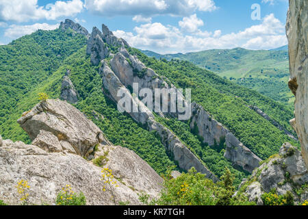 Vista panoramica nelle Dolomiti Lucane, provincia di Potenza, regione Basilicata. Foto Stock