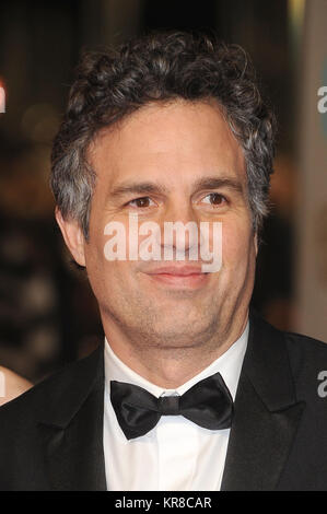 Mark Ruffalo assiste l'EE British Academy Film Awards 2016 presso la Royal Opera House di Londra. 14 febbraio 2015 © Paul Treadway Foto Stock