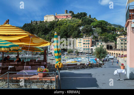 Il villaggio costiero di Monterosso al Mare, Liguria, Italia, Europa. Foto Stock