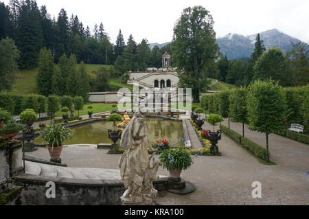 Linderhof palace garden Foto Stock