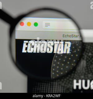 Milano, Italia - 10 agosto 2017: EchoStar logo sulla homepage del sito web. Foto Stock