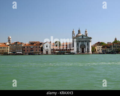 Venezia - edifici lungo il Canale della Giudecca Foto Stock