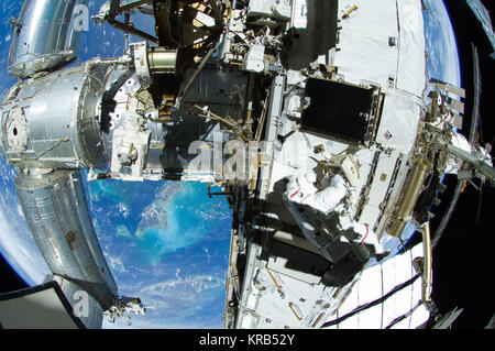 ISS-32 American EVA a4 Sunita Williams Foto Stock