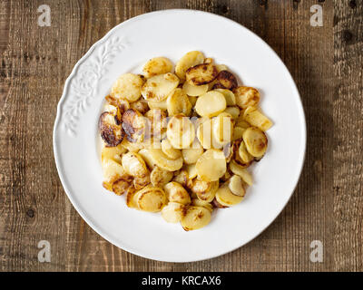 Rustico bratkartofflen tedesco patate fritte Foto Stock