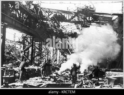 Battaglia in pianta del trattore, dopo l'ultima gabbia per i tedeschi prima della liberazione di Stalingrado. Data: 1942-43 Foto Stock