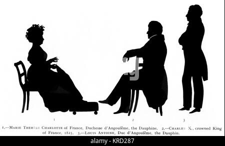 Silhouette i ritratti di Carlo X, incoronato Re di Francia nel 1825, insieme con la sua figlia, Marie Therese Charlotte di Francia, la delfina e il delfino, Louis Antoine, Duc d'Angouleme. Questi ritratti sono stati tagliati dal famoso silhouettist, Agosto Edouart durante l'esilio del Re al Palazzo di Holyrood a Edimburgo nel 1831. Data: 1831 Foto Stock