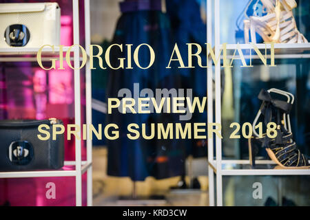 Milano - 24 Settembre 2017: Giorgio Armani store a Milano Foto Stock