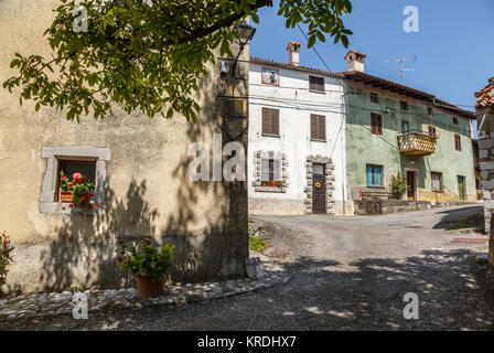 In un angolo tranquillo Štanjel, Slovenia Foto Stock