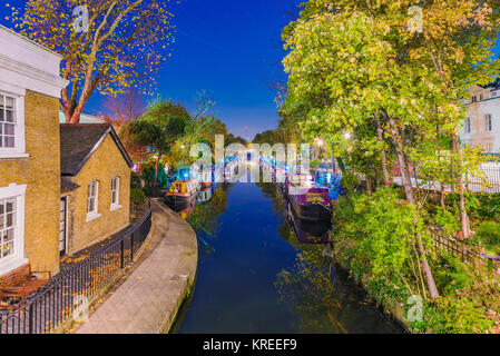 Vista notturna della piccola Venezia a Londra Foto Stock