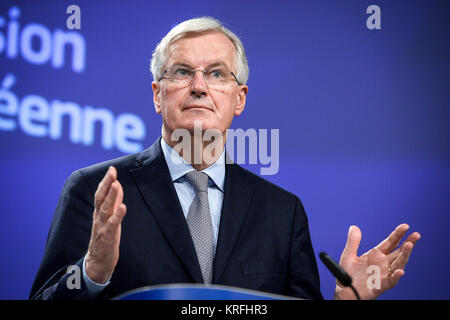 Bruxelles, Belgio. Xx Dec, 2017. Michel Barnier e della Commissione europea negoziatore Brexit dà la conferenza stampa nella sede centrale della Commissione europea a Bruxelles, in Belgio il 20.12.2017 da Wiktor Dabkowski | Utilizzo di credito in tutto il mondo: dpa/Alamy Live News Foto Stock