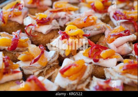 Le torte di granchio con prosciutto e peperoni Foto Stock