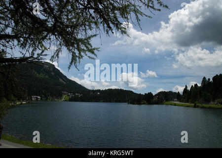 Der Turracher vedere ist ein Gebirgssee auf der Turracher Höhe an der Landesgrenze zwischen Kärnten und der Steiermark, Österreich. Foto Stock