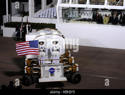 Photo credit: (NASA/Bill Ingalls) Lunar Electric Rover a 2009 inaugurazione presidenziale parade 2 Foto Stock