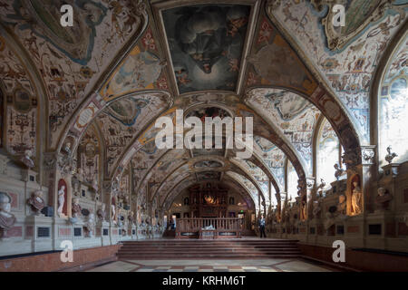 La sala delle Antichità (Antiquarium), 1571, Monaco di Baviera Residenz, ex palazzo reale dei Wittelsbach monarchi della Baviera. Foto Stock