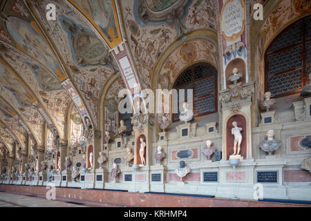 La sala delle Antichità (Antiquarium), 1571, Monaco di Baviera Residenz, ex palazzo reale dei Wittelsbach monarchi della Baviera. Foto Stock