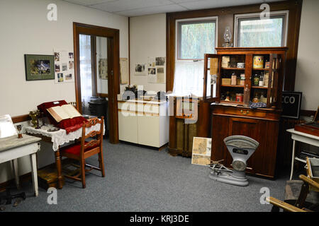 Giro del secolo di elementi nel Stewart Museo Storico della vecchia città mineraria di Stewart, British Columbia, Canada. Foto Stock