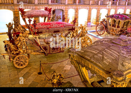 Storico Royal carrello Nel Museu Dos Coches in Belém Foto Stock