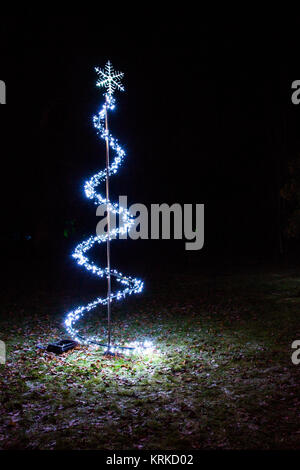 Spirale ad albero di Natale di luci al Palazzo di Blenheim, Woodstock. Dicembre 2017 Foto Stock