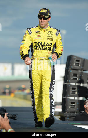 HOMESTEAD, FL - 22 novembre: Matt Kenseth durante le presentazioni del driver prima di cominciare la NASCAR Sprint Cup Series Ford EcoBoost 400 a Homestead-Miami Speedway su Novembre 22, 2015 a Homestead, Florida Persone: Matt Kenseth Foto Stock